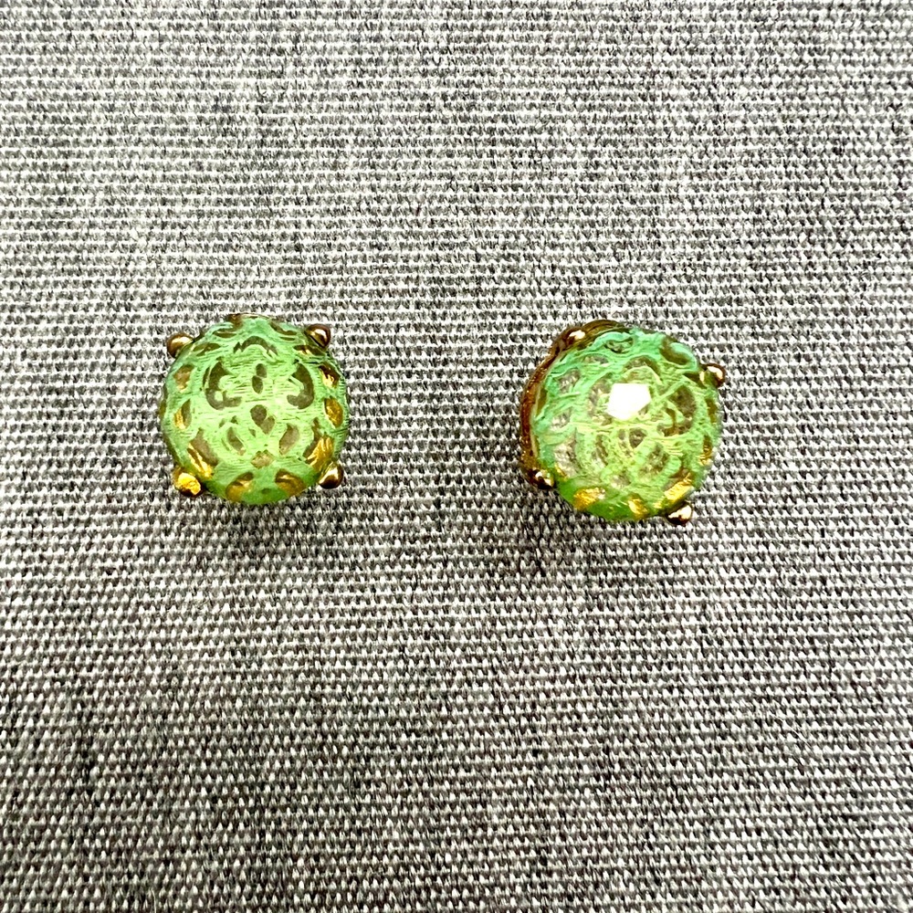 Green crystal earrings with gold accents